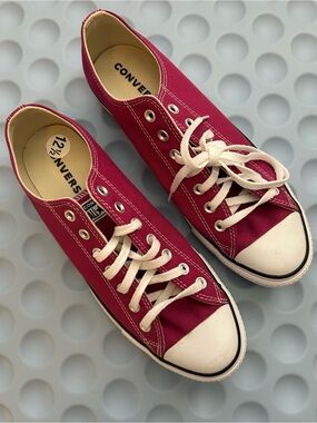 CONVERSE Chuck Taylor All Star  Low Top Shoes Mens SZ 10.5